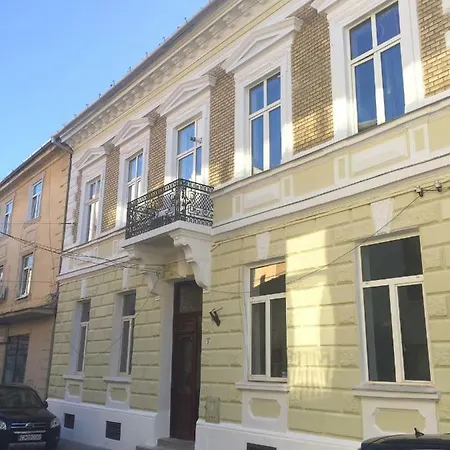 Carolina - Old Town Apartment